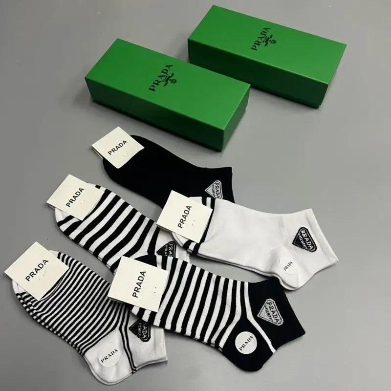 Prada socks 02